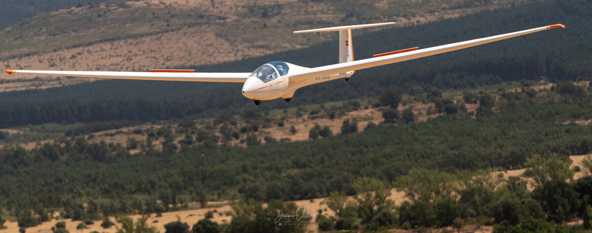 Vuelo en planeador biplaza sobre la Sierra de Guadarrama